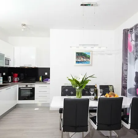 Matic Villa Makarska